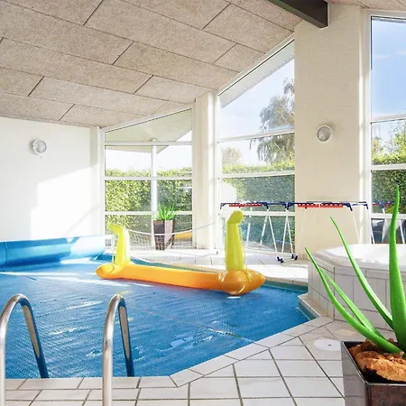 Casa de Férias 10 Person In
