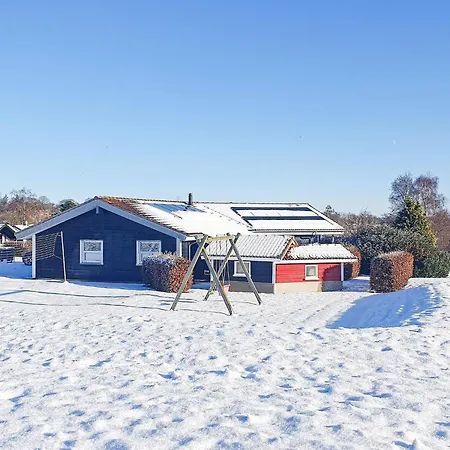 Holiday home 10 Person In *