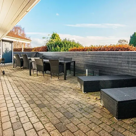 Дом отдыха Luxury Retreat In Hejlsminde - By Traum